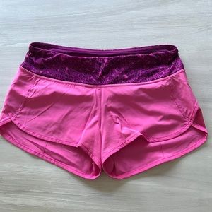 Lululemon lined   2.5 inch. SPEED SHORTS